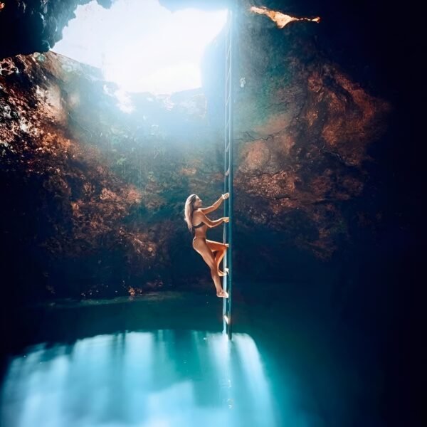BLUE HOLE